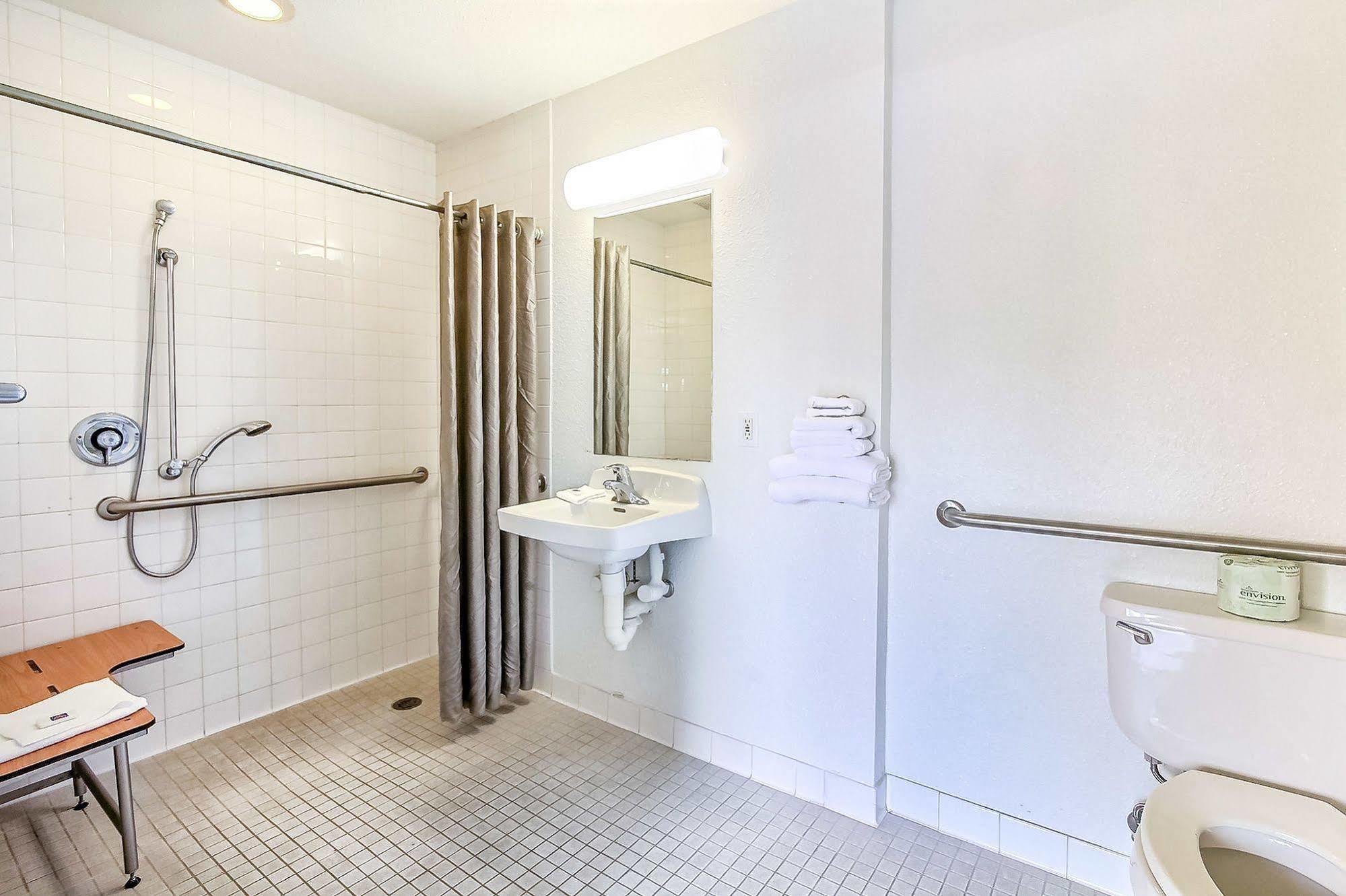 Hotel 6-sunnyvale, Ca - South 2*