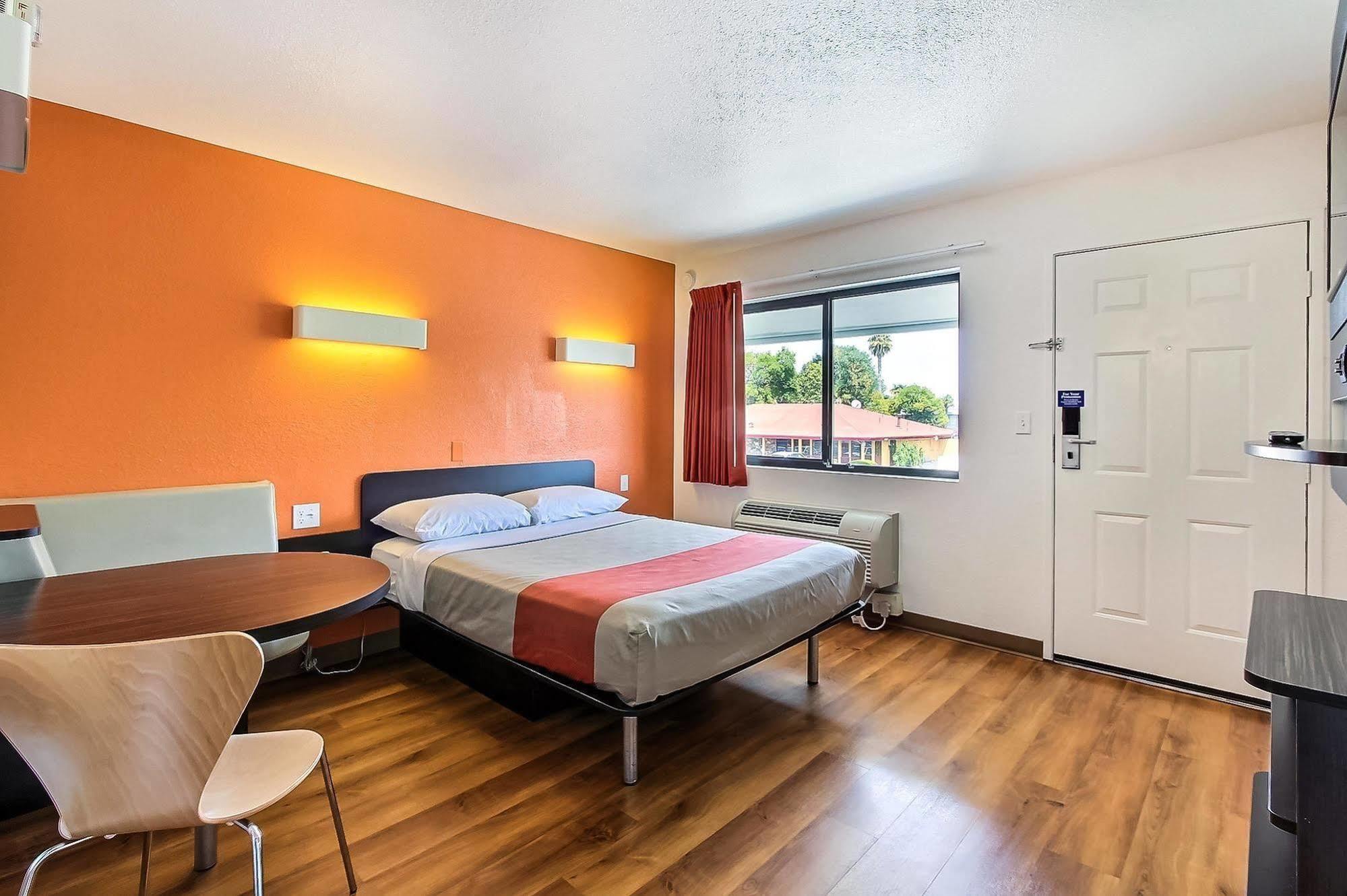 6-sunnyvale, Ca - South Hotel